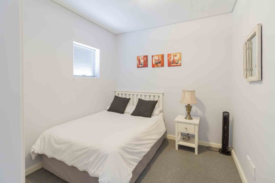 To Let 2 Bedroom Property for Rent in Dennesig Western Cape